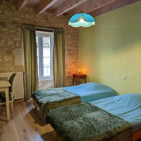 Avec Piscine Chauffée, Jacuzzi Et Jardin Privé - Fr-1-653-156