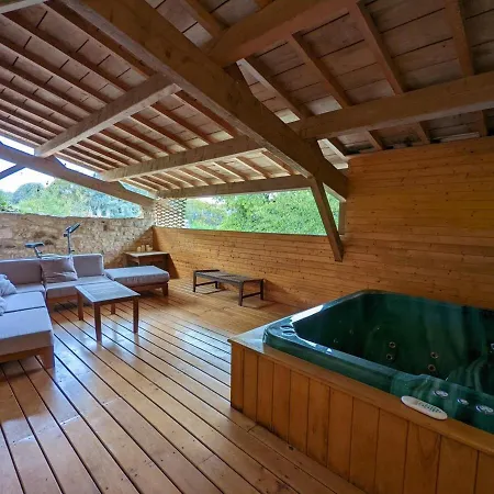 Avec Piscine Chauffée, Jacuzzi Et Jardin Privé - Fr-1-653-156 Casa rural *