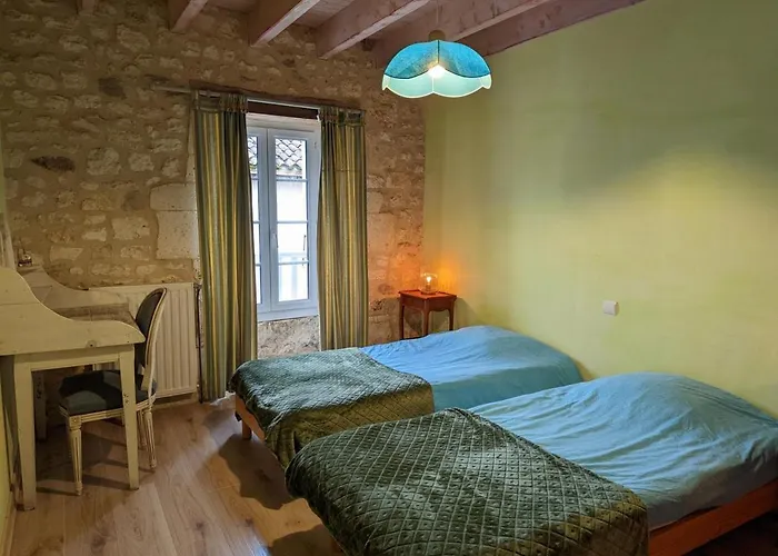 Avec Piscine Chauffee, Jacuzzi Et Jardin Prive - Fr-1-653-156