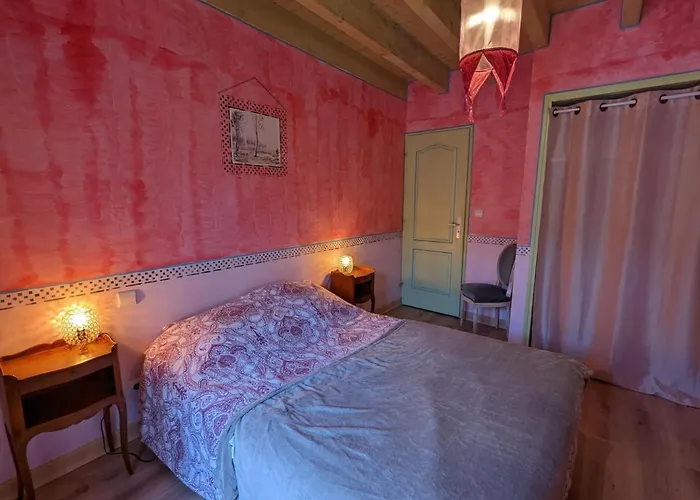 Vakantiehuis Avec Piscine Chauffee, Jacuzzi Et Jardin Prive - Fr-1-653-156 *